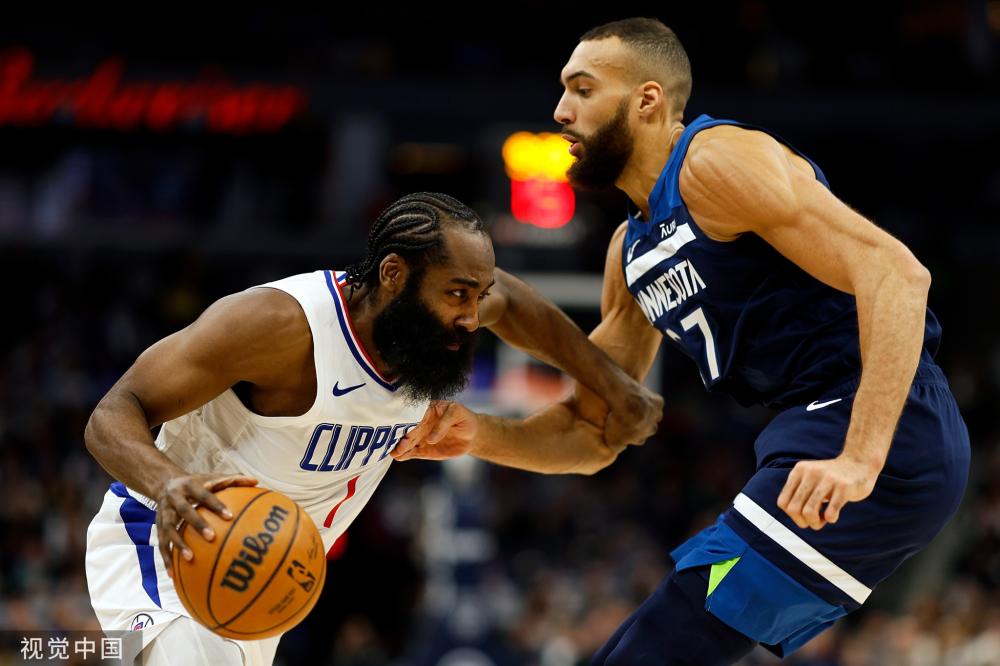 坚持与革新 坚持与革新