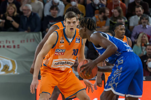 而是球队成 而是球队成