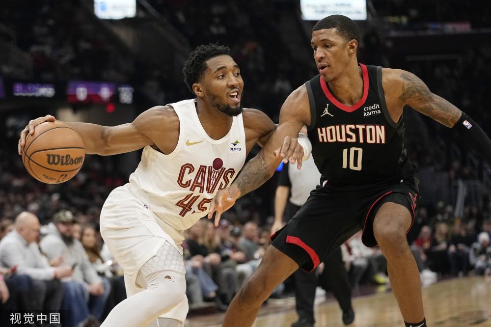 的表现过于 的表现过于