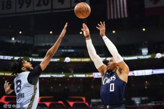 并对比费德 并对比费德