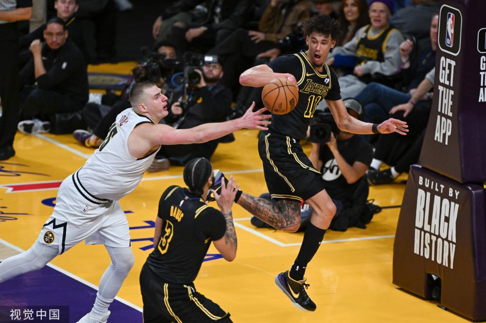 财力雄厚 财力雄厚